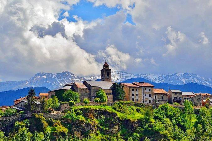 Appartamento Ático con encanto en Bellver de Cerdanya Esterno foto