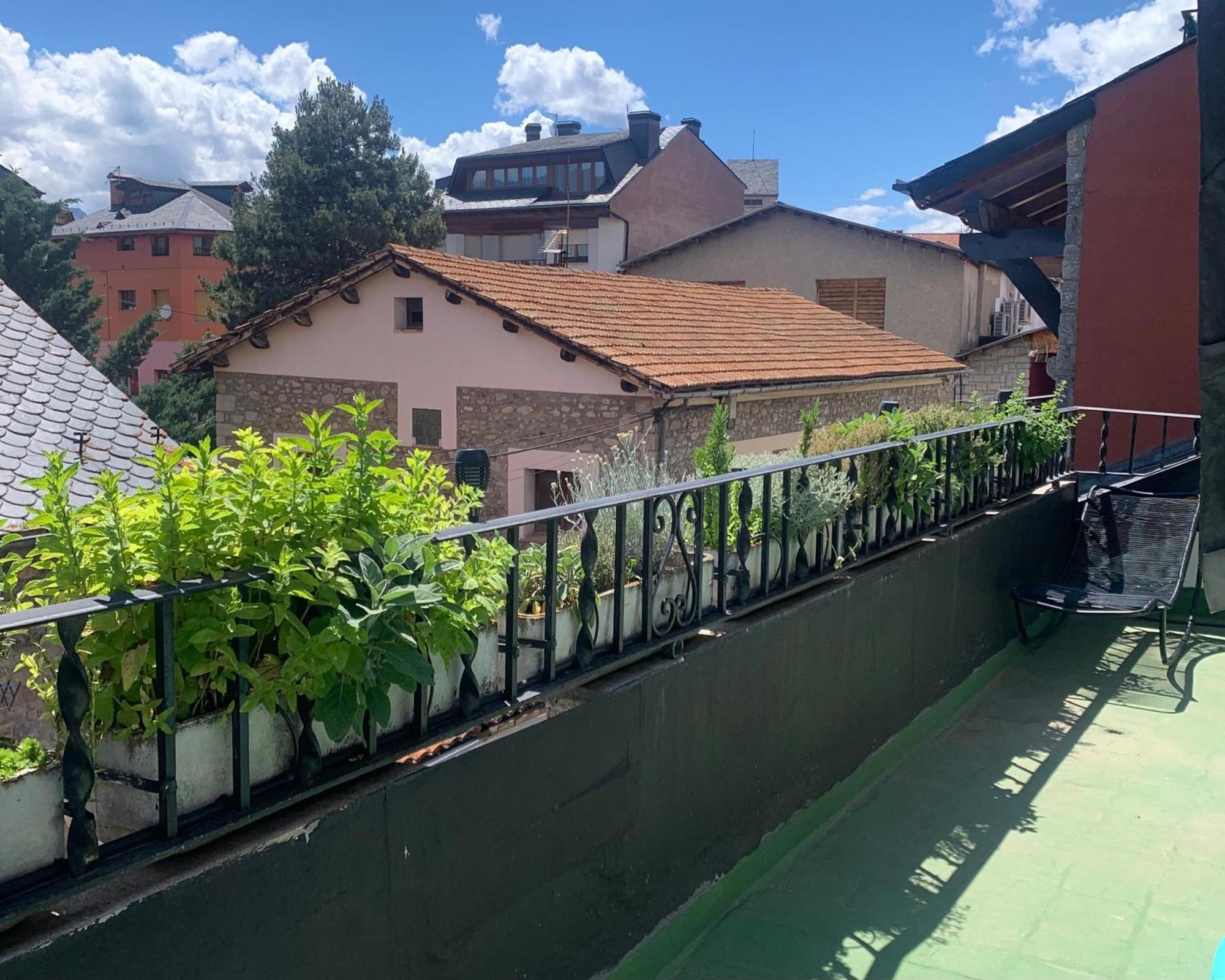 Appartamento Ático con encanto en Bellver de Cerdanya Esterno foto